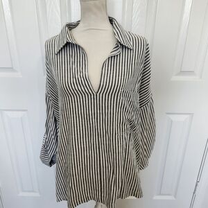 Max Studio Size 3X Gray and White Striped V-neck Long Sleeve Roll Tab Blouse